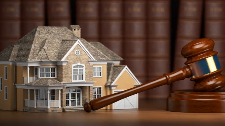 luxury home closing lawyer